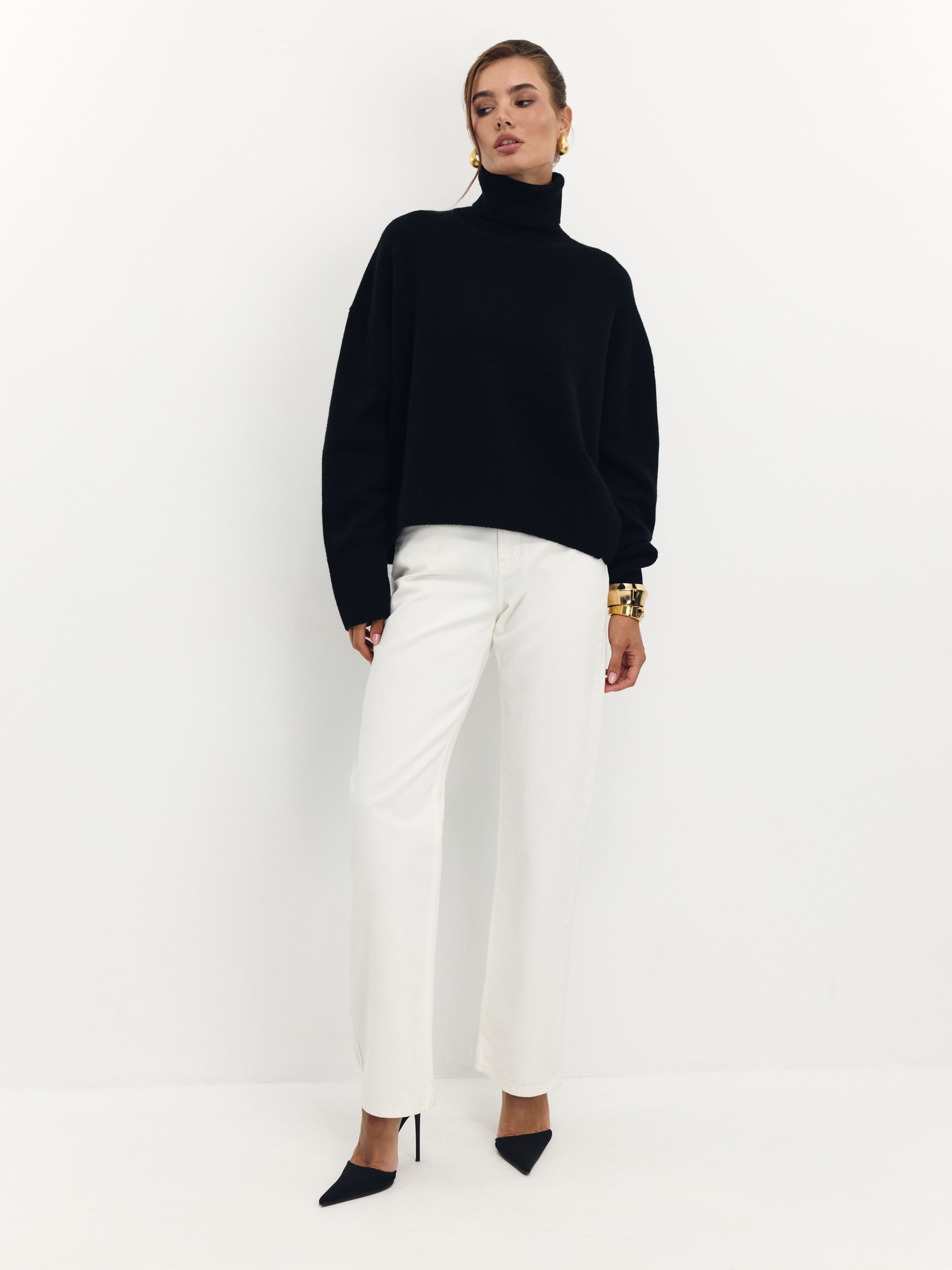 Свитер Soft с высоким воротом