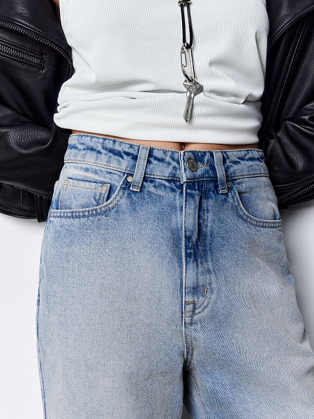 Удлиненные джинсовые шорты
