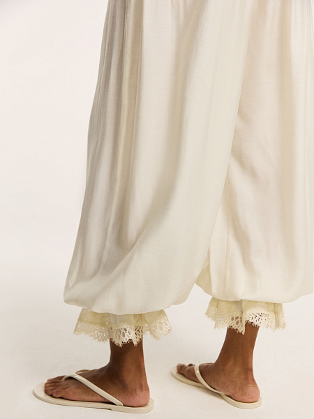 Шаровары Carezza с кружевной вставкой