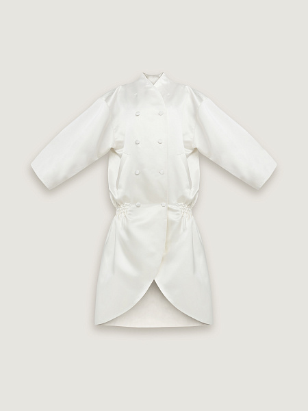 Плащ с объемными рукавами White Bouton