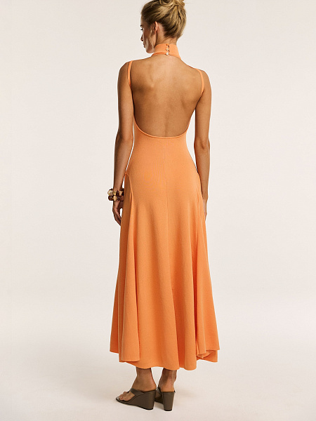 Платье из итальянской вискозы с открытой спинкой