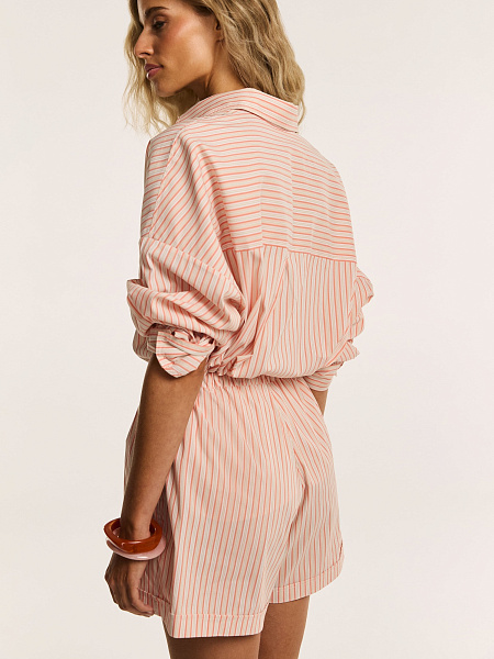 Шорты Capri Stories