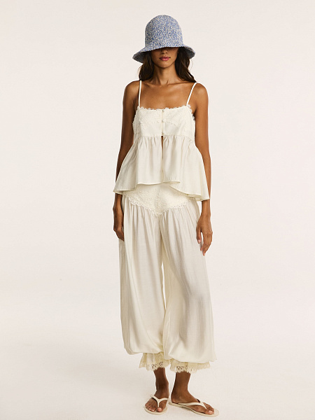 Топ Carezza с кружевной вставкой