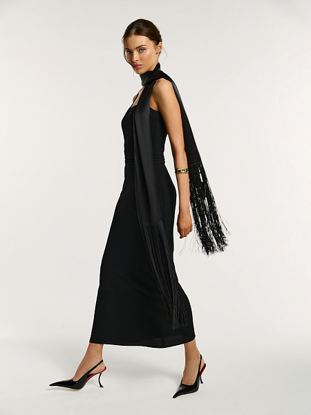 Платье макси на бретелях