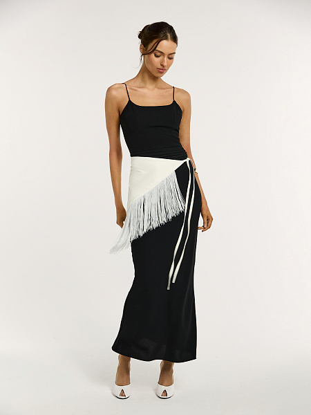 Платье макси на бретелях