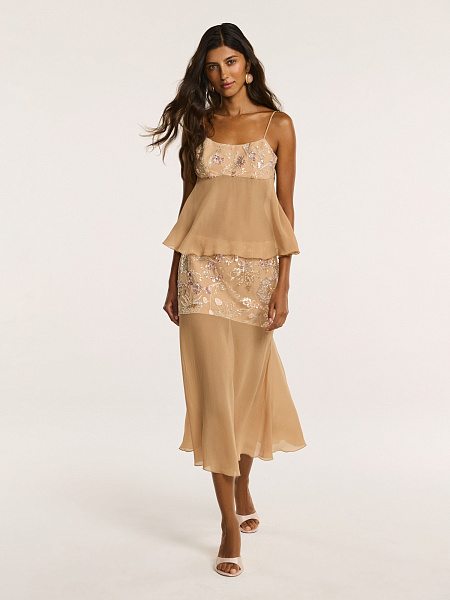 Топ с вышивкой ручной работы