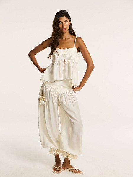 Топ Carezza с кружевной вставкой